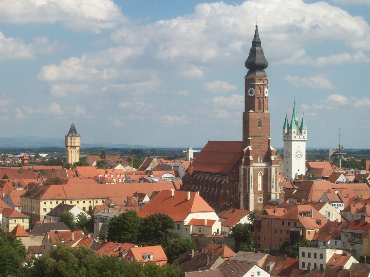 Straubing, Deutschland: Die besten Sehenswürdigkeiten, wo man sie sehen kann und was man in der Stadt essen kann, Reiseberichte