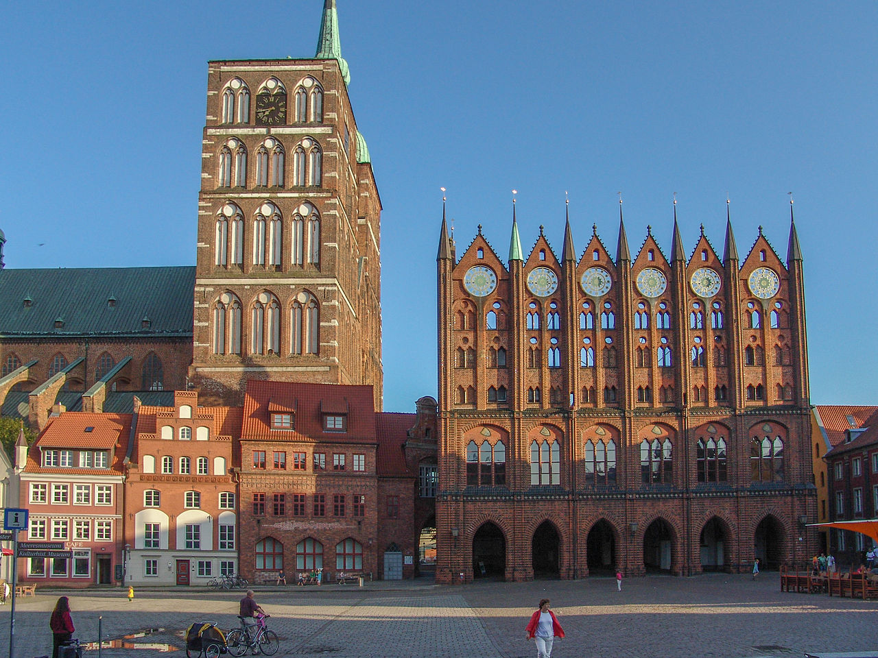 Stralsund, Deutschland: Beste Sehenswürdigkeiten, Sehenswertes, Restaurants, Reiseberichte