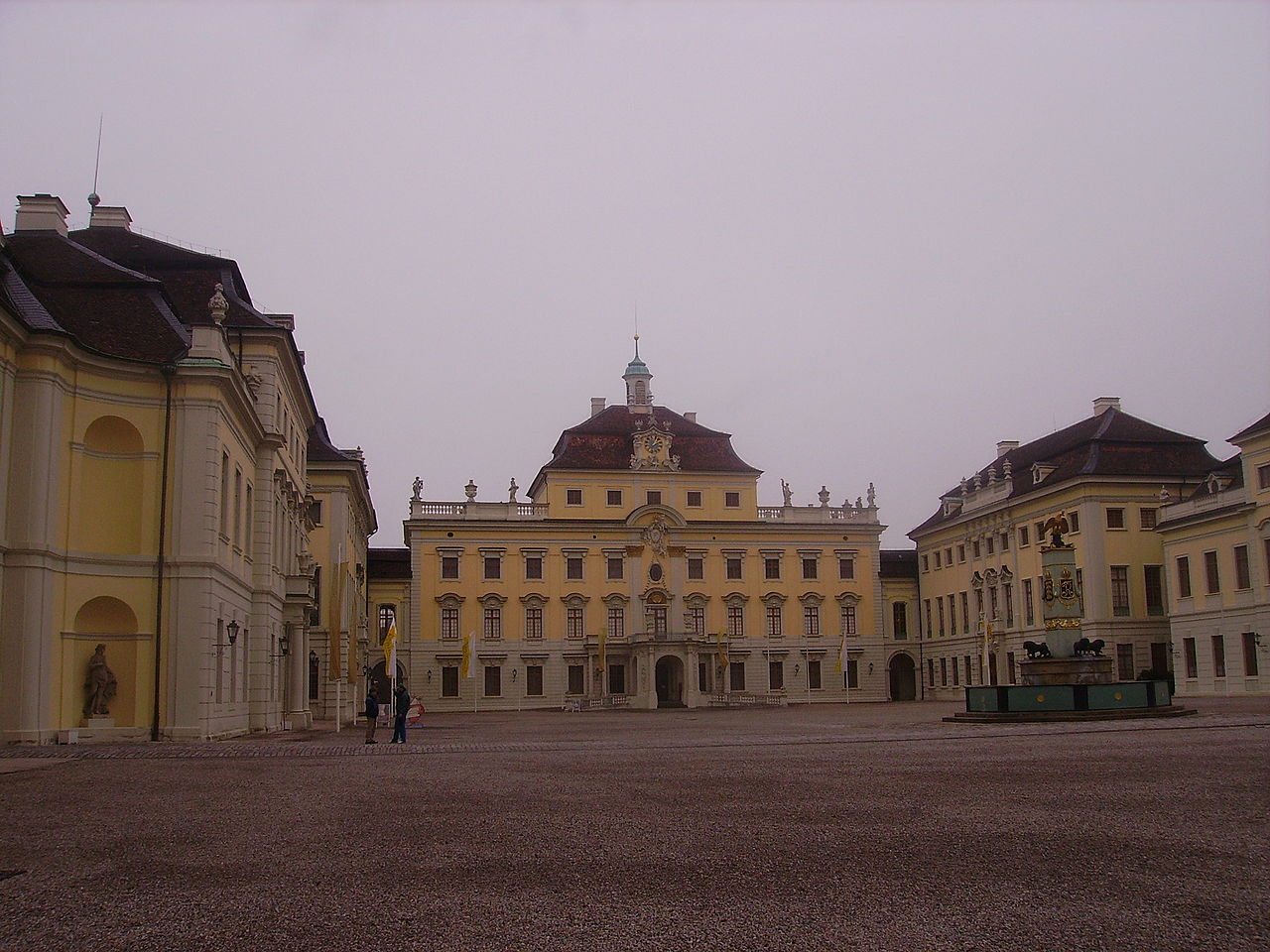 Ludwigsburg, Deutschland: Sehenswürdigkeiten, Top 7 Dinge zu tun und zu sehen, beste Restaurants, Touristeninformationen