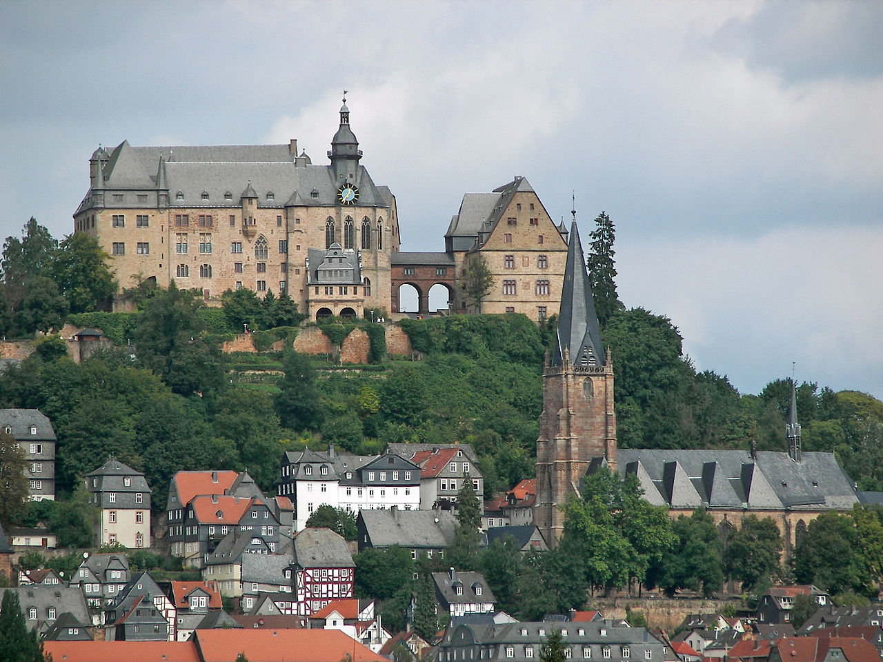 Marburg, Deutschland: Interessante Sehenswürdigkeiten, Aktivitäten in der Stadt, beste Restaurants