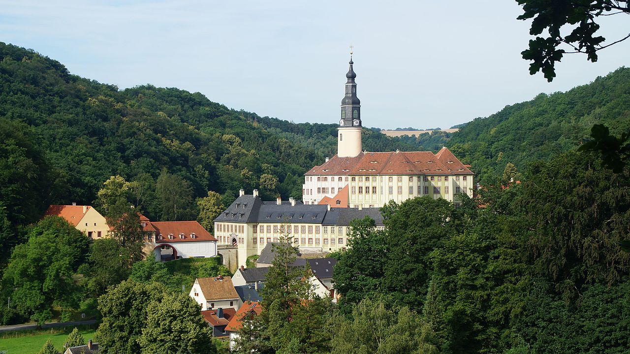 Dresden Locks, Deutschland: Schloss-Sehenswürdigkeiten, Unternehmungen und Restaurants, Reisetipps